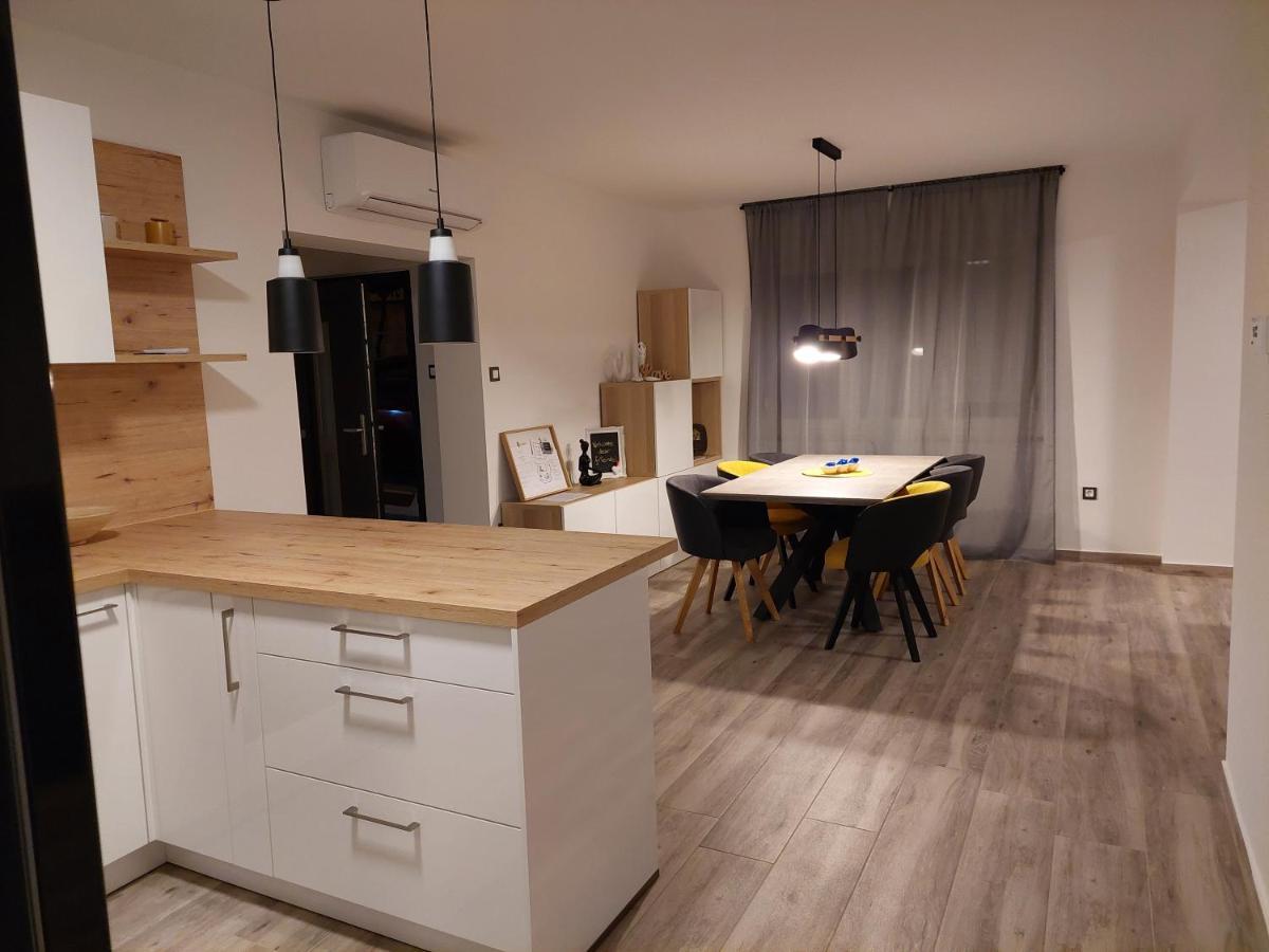 Vela Grota Apartamento Rijeka Exterior foto
