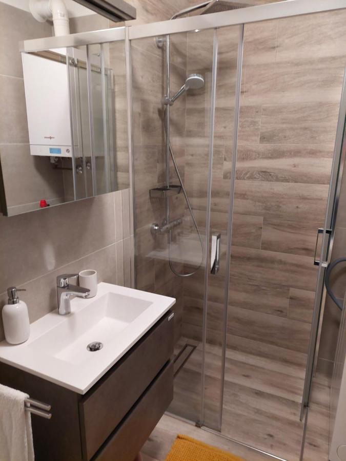 Vela Grota Apartamento Rijeka Exterior foto